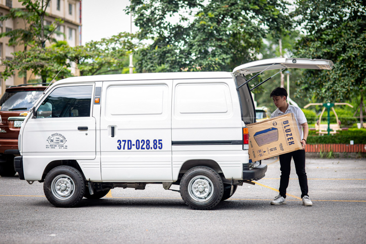 suzuki blind van sử dụng động cơ F10
