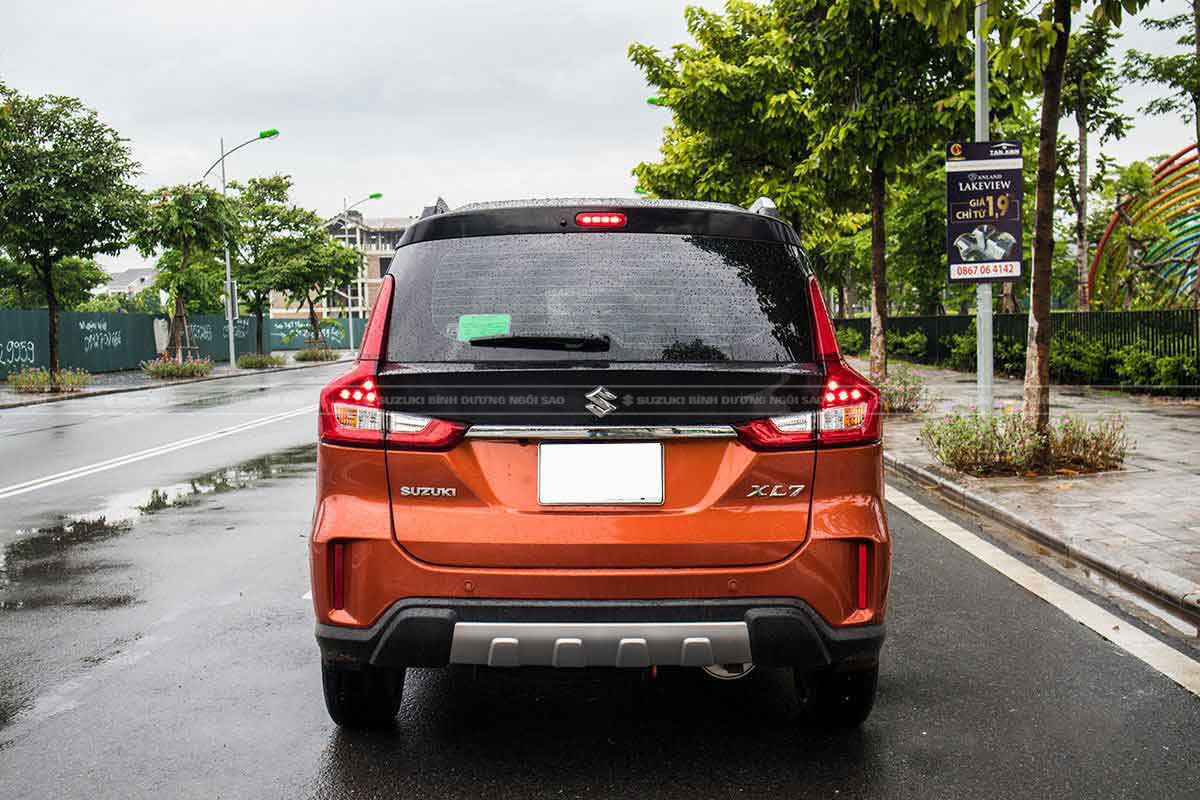 so sánh kia seltos và suzuki xl7/g/12v_chzqj