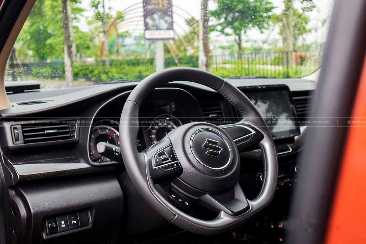 so sánh kia seltos và suzuki xl7/g/12v_chzqj