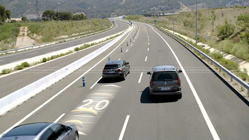 Kiểm soát hành trình Cruise Control