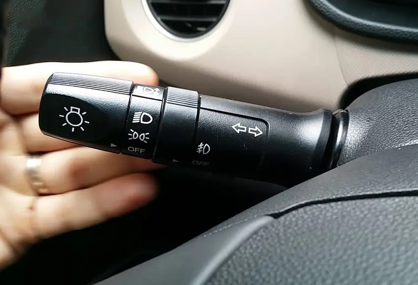 kinh nghiệm lái xe trời mưa