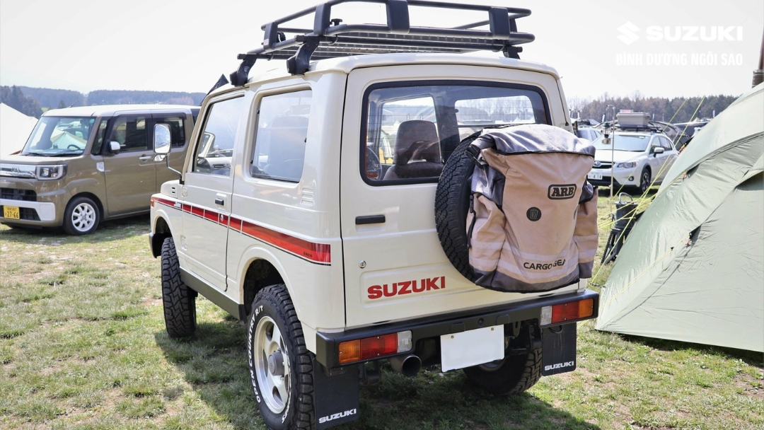 suzuki-jimny-offroad-danh-cho-dan-dam-me-cam-trai