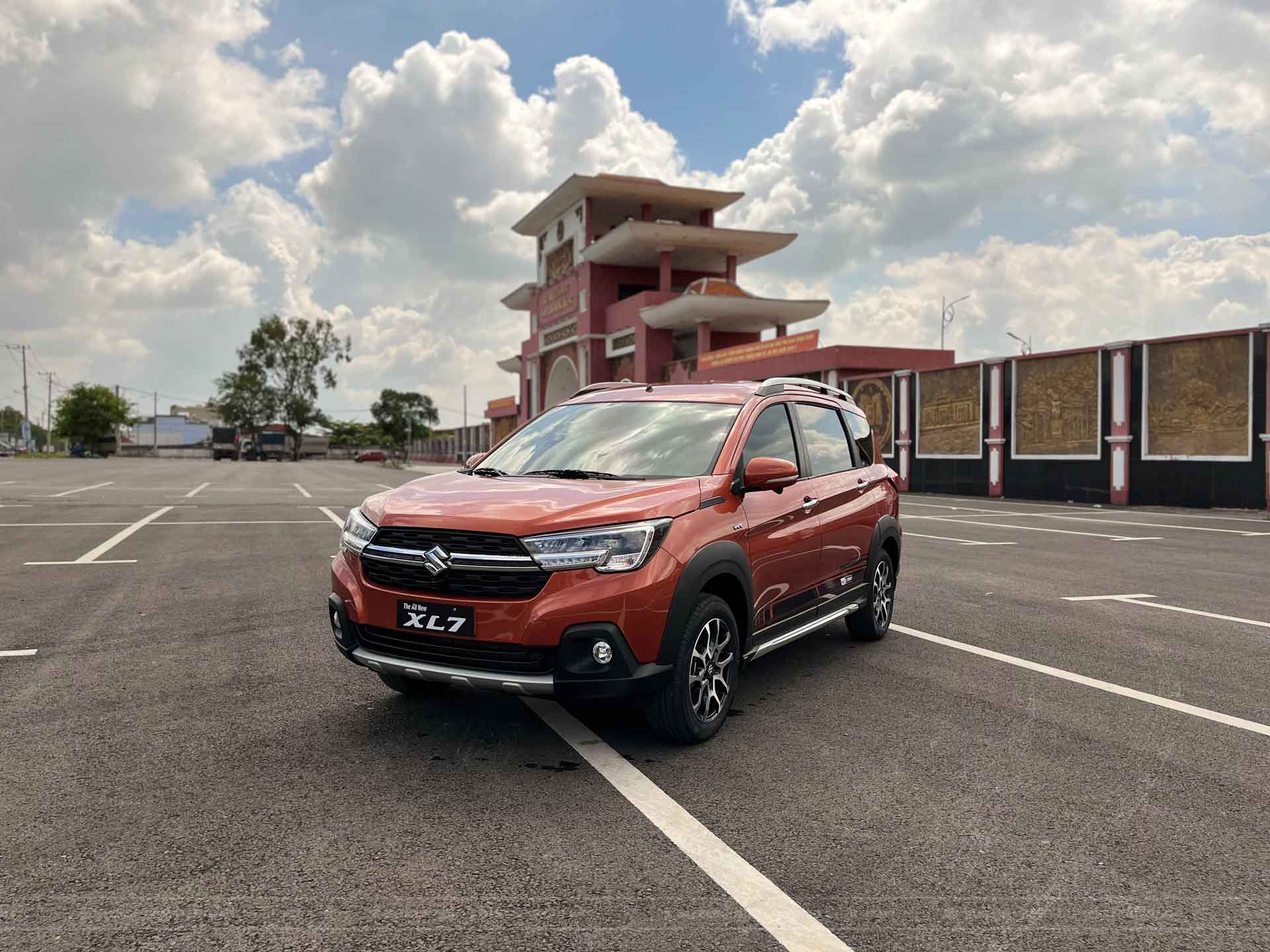 bảng tính mua xe suzuki xl7 trả góp