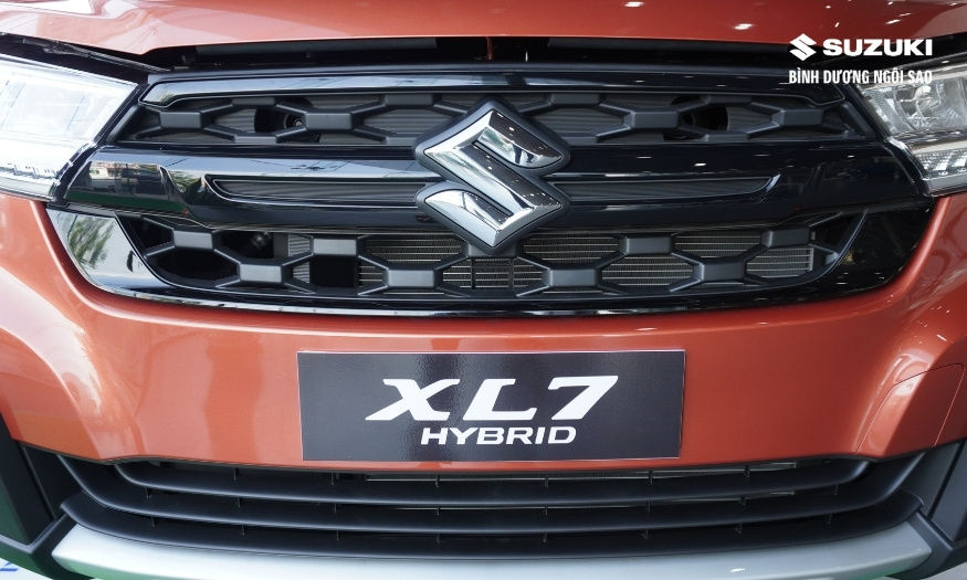 suzuki-xl7-2024-co-gia-ban-va-chi-phi-su-dung-hop-ly