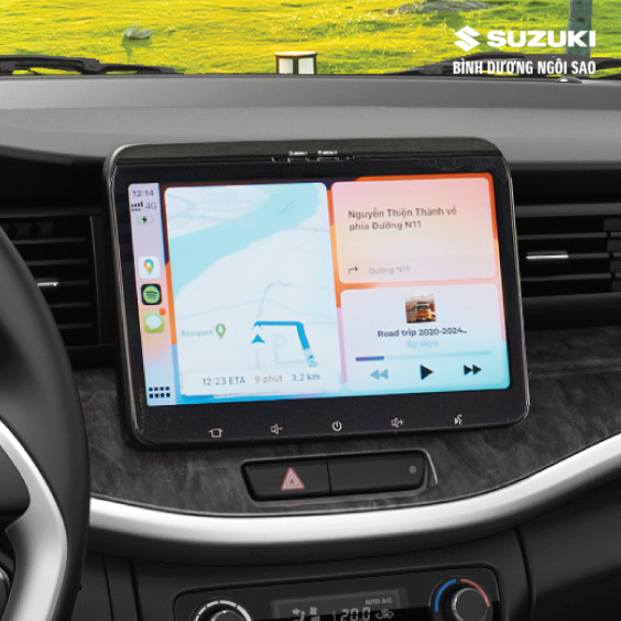 suzuki-xl7-hybrid-mau-trang-den