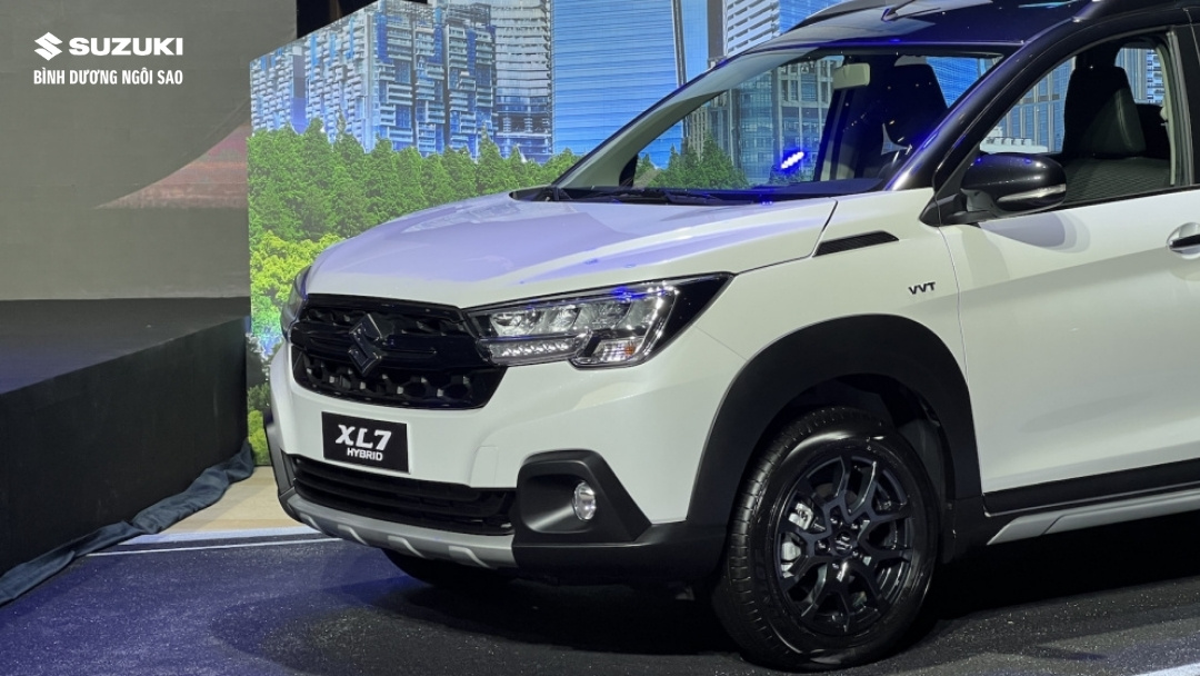 suzuki-xl7-hybrid-dan-chinh-phuc-thi-truong-viet
