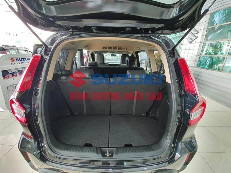 nội thất suzuki xl7