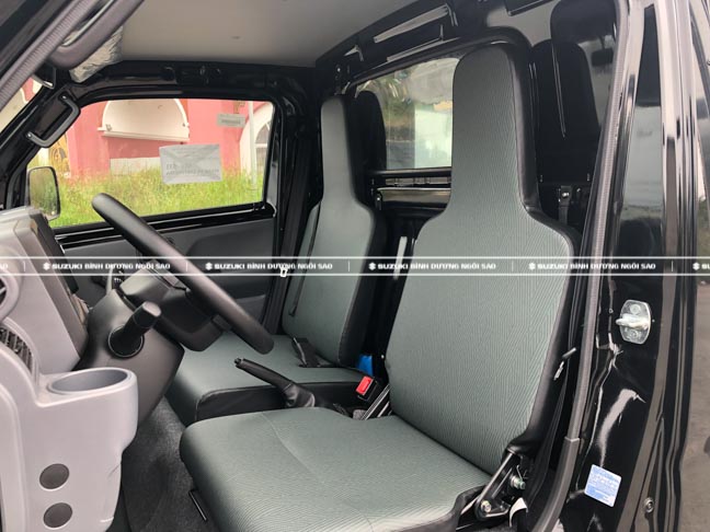 xe tải suzuki cũ /m/02ws0w