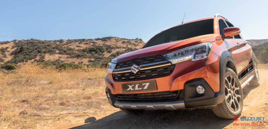 nội thất suzuki xl7