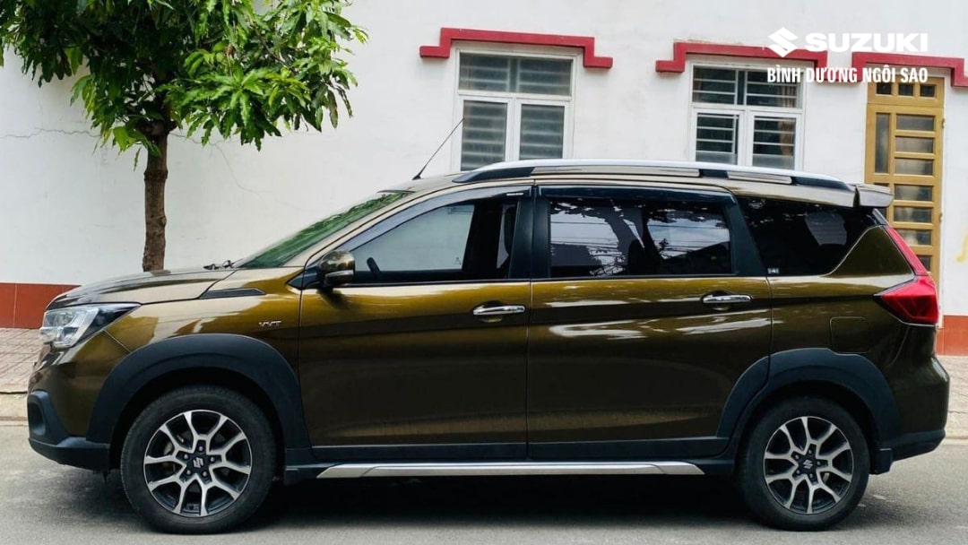 xe suzuki xl7 co may mau2010