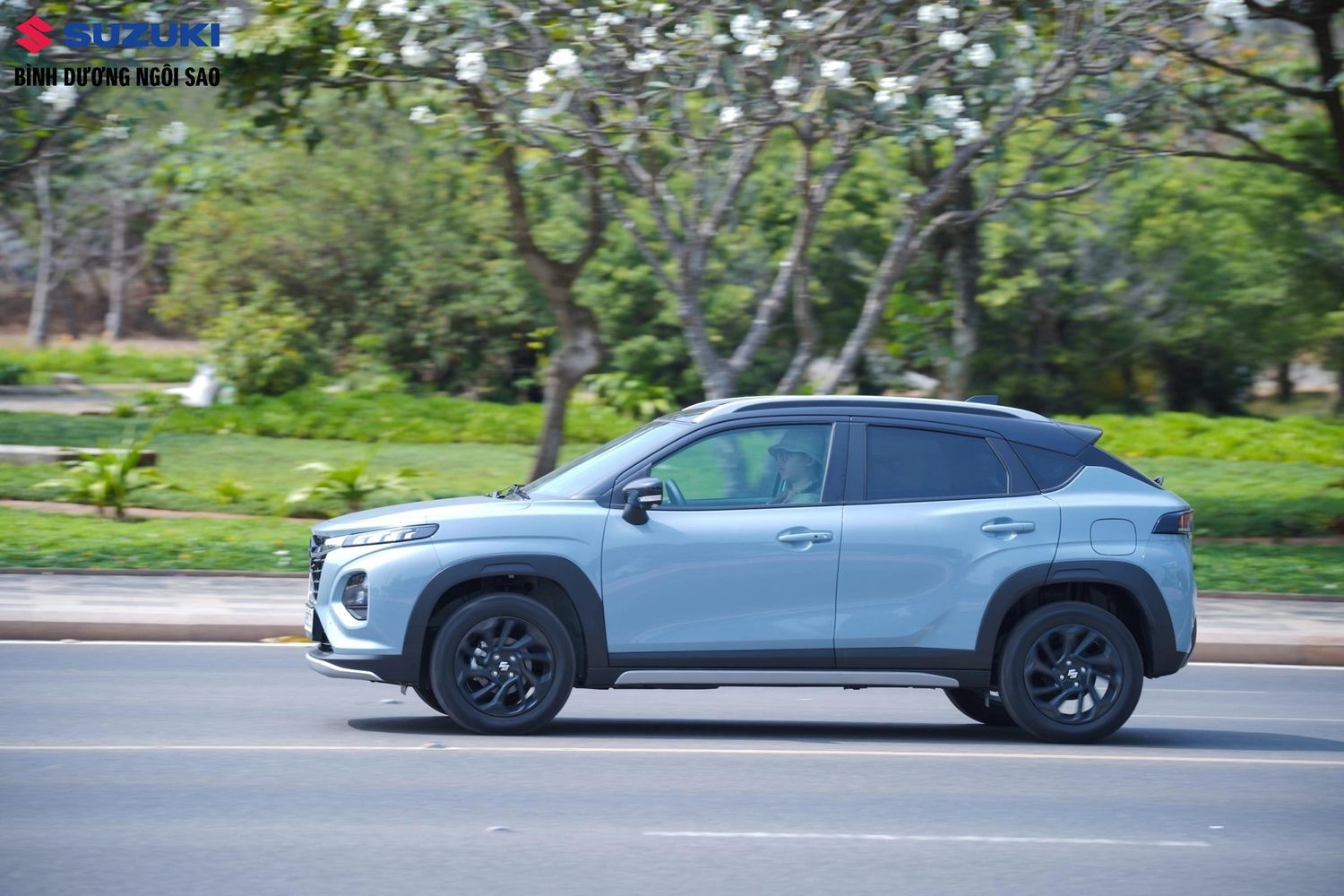 Trải nghiệm lái Suzuki Fronx với hộp số tự động 6AT: Êm ái tuyệt đối